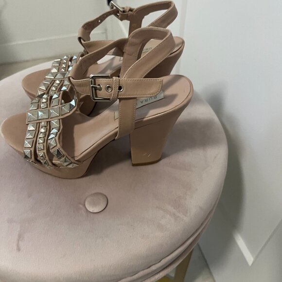 Pura Lopez Studded Block Heels Size 35 - Picture 7 of 9